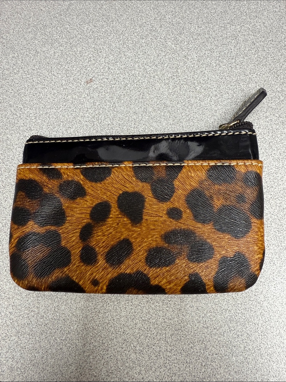 Dooney & Bourke Leopard Print Keychain Wallet/Pouch in Brown and Black - Picture 2 of 4